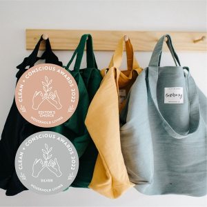 earth worthy hauler bag clean + conscious awards