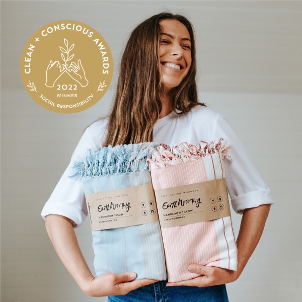 Earth Worthy Social Responsibility Award. Clean + Conscious Awards 2022
