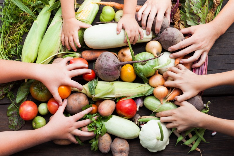 Dirty dozen. which produce to buy organic? Clean + Conscious